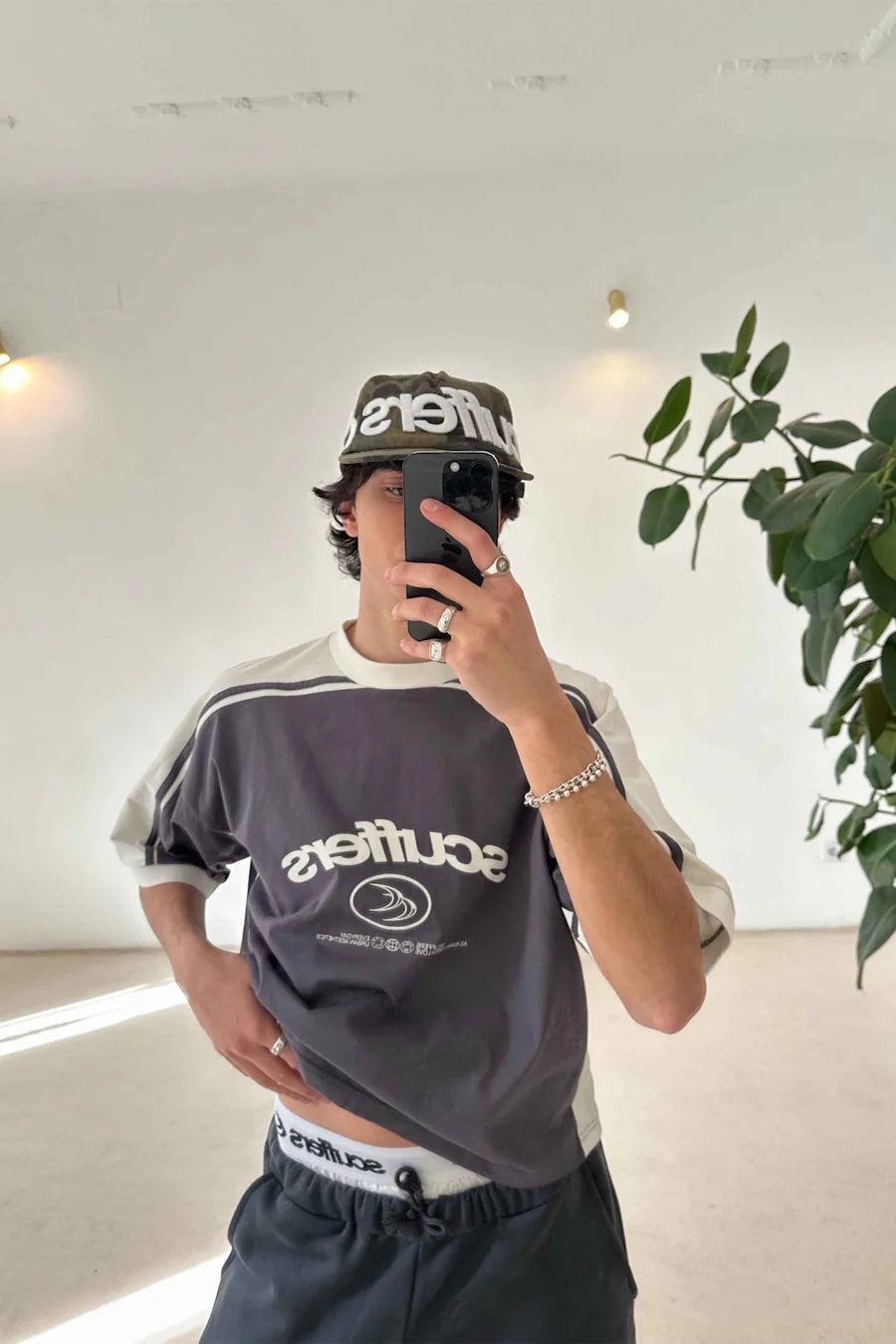 Effortless T-Shirt - Scuffers